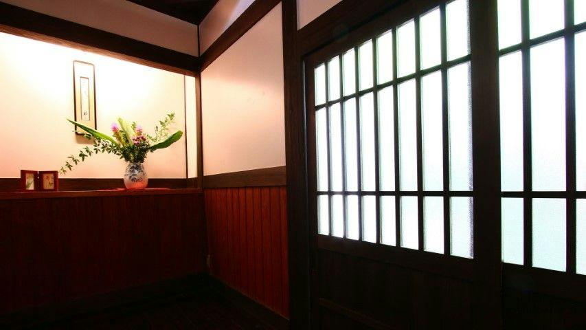 Whispering Wind Retreat Accommodation - Yamaakari