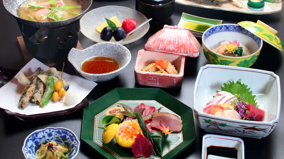 A small traditional Japanese-style accommodation, Culinary Ryokan Sushi Yone