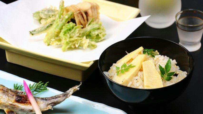 A small traditional Japanese-style accommodation, Culinary Ryokan Sushi Yone