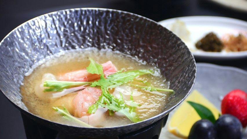 A small traditional Japanese-style accommodation, Culinary Ryokan Sushi Yone