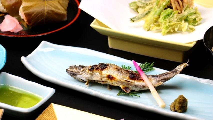 A small traditional Japanese-style accommodation, Culinary Ryokan Sushi Yone