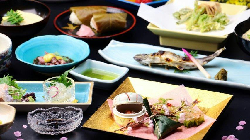 A small traditional Japanese-style accommodation, Culinary Ryokan Sushi Yone