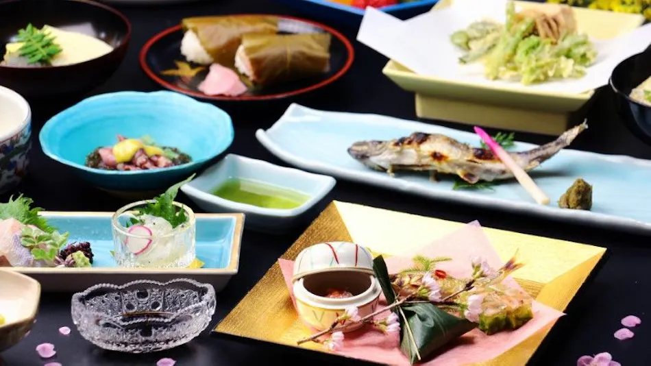 A small traditional Japanese-style accommodation, Culinary Ryokan Sushi Yone