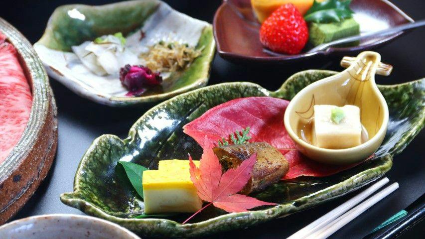 A small traditional Japanese-style accommodation, Culinary Ryokan Sushi Yone