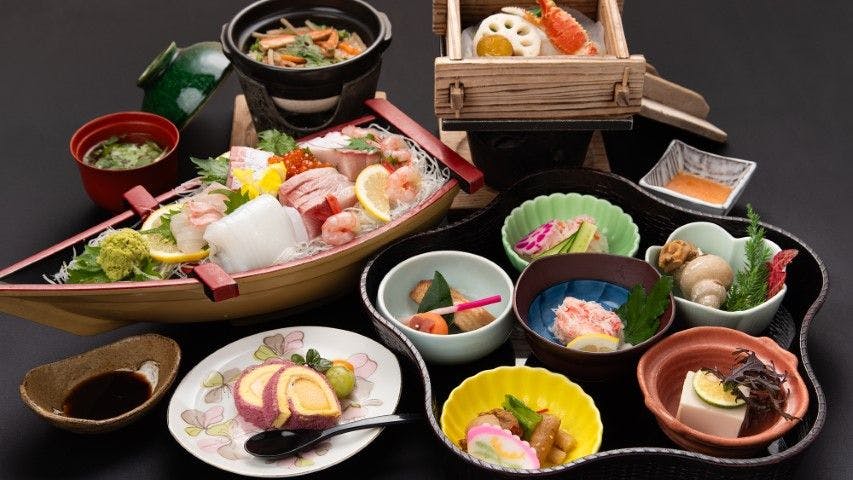 Echizen Crab, Hokuriku Seafood, and Private Bath - Sakana Asobi no Yado Yamachou