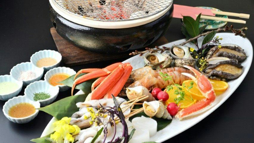 Echizen Crab, Hokuriku Seafood, and Private Bath - Sakana Asobi no Yado Yamachou
