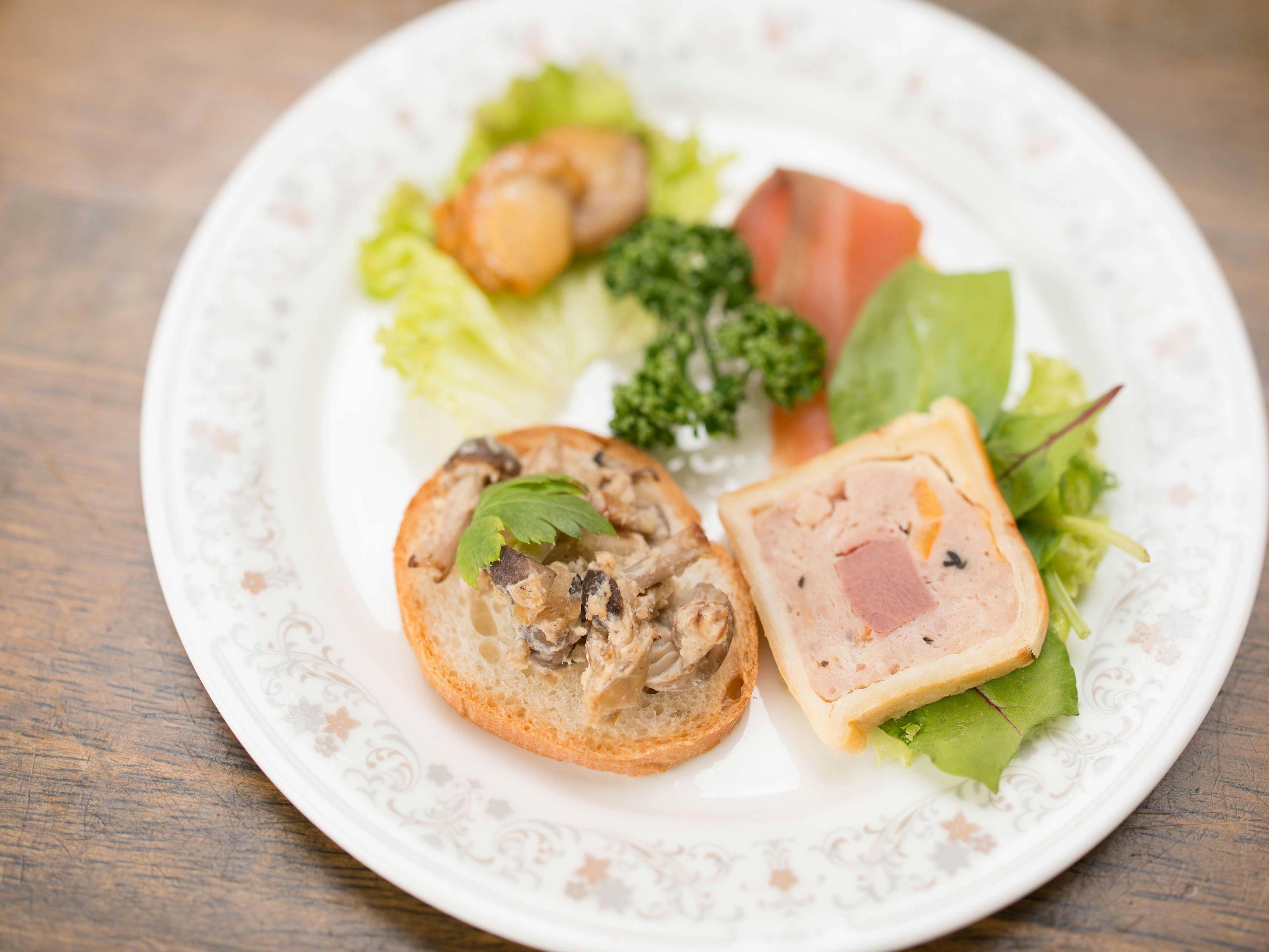 *【อาหารเย็น・เมนูอาหาร】