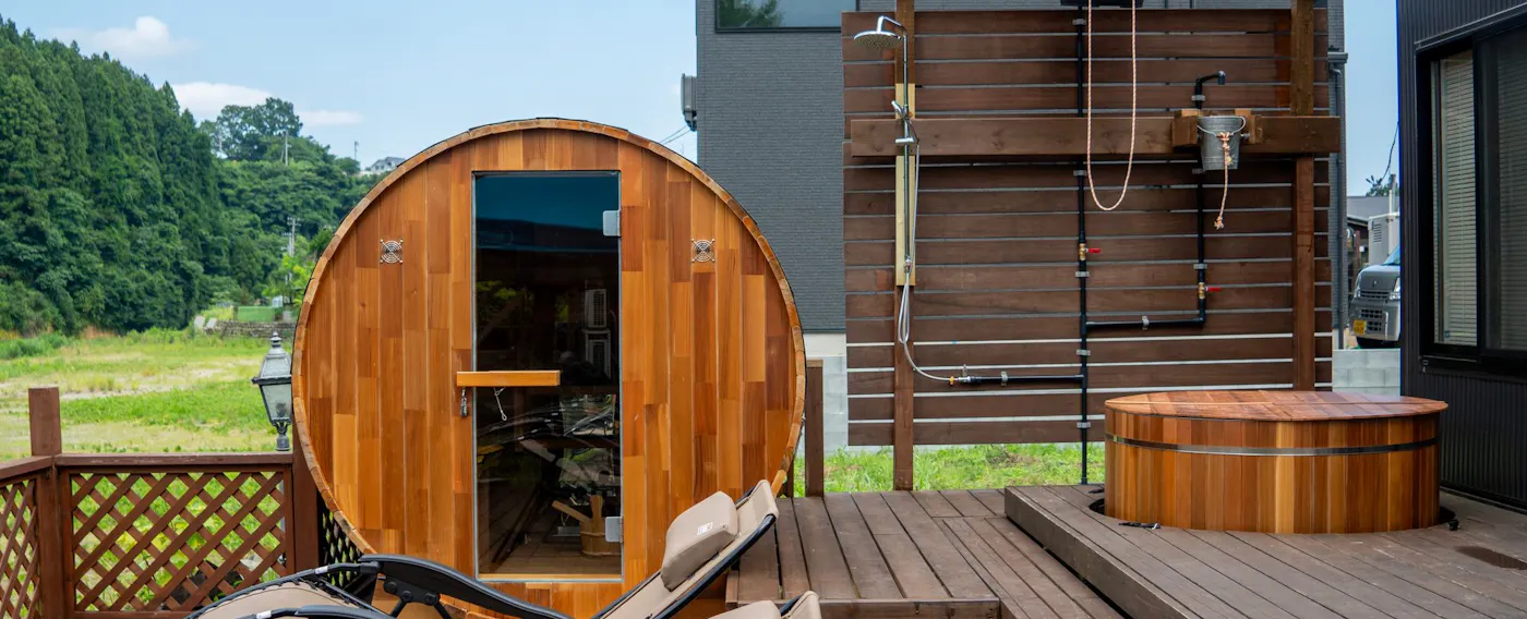 Tampilan luar sauna barel