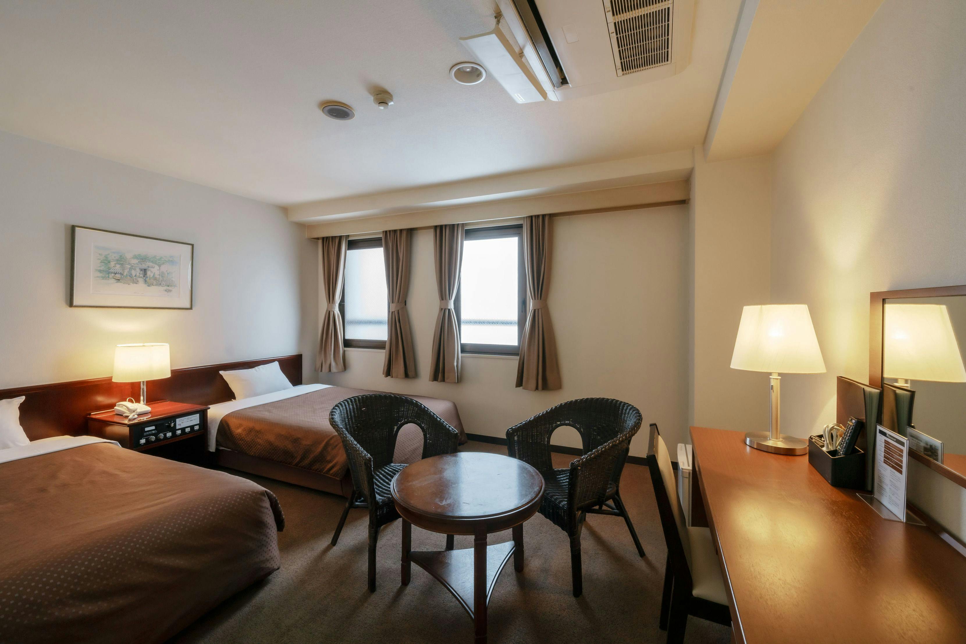 City Hotel Ando
