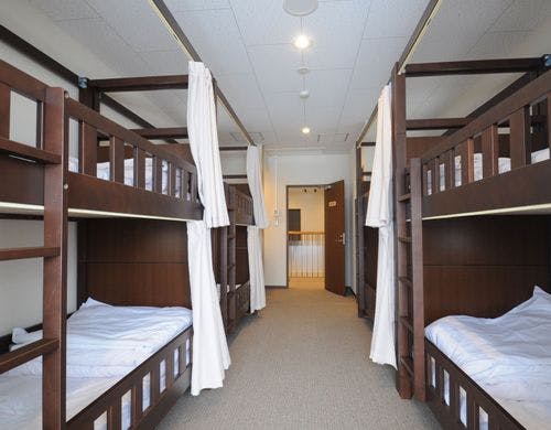 【洋室8人部屋】