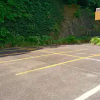 ที่จอดรถที่สอง①