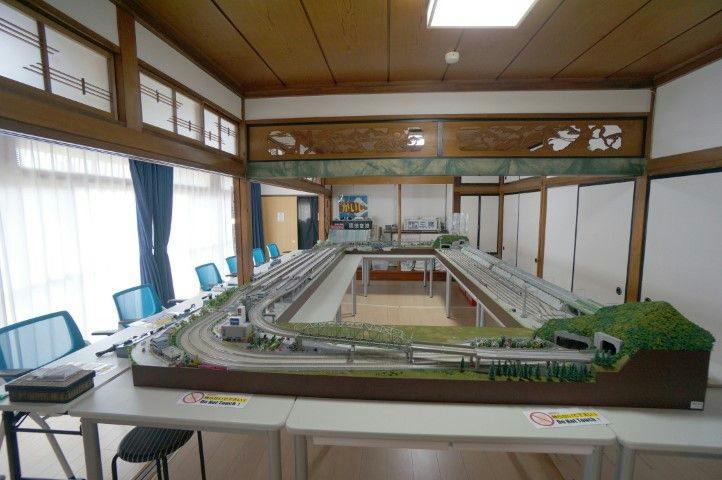 Railway Guesthouse Tetsu-no-Ya