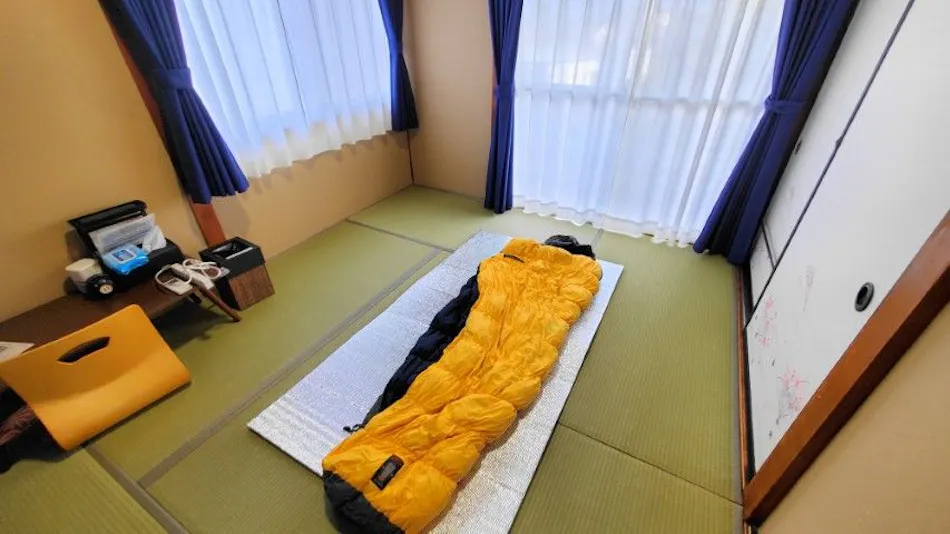 Railway Guesthouse Tetsu-no-Ya