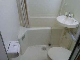 道のログ宿　木こりん