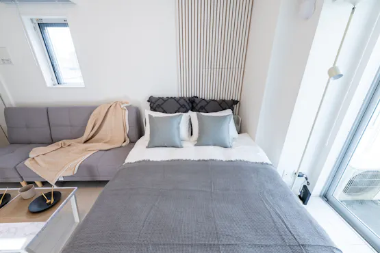 Dilengkapi dengan katil semi-double dan sofa bed