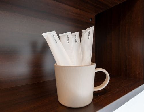 歯ブラシご用意しております