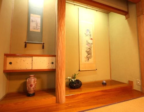 移ろう季節を五感で愉しむ、風雅な和の設え