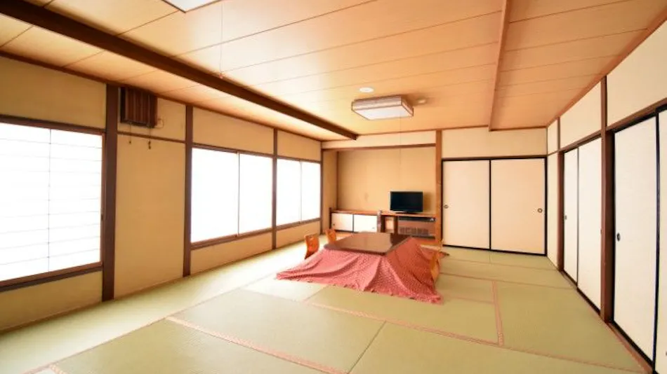 Kusatsu Onsen Kikusuiso