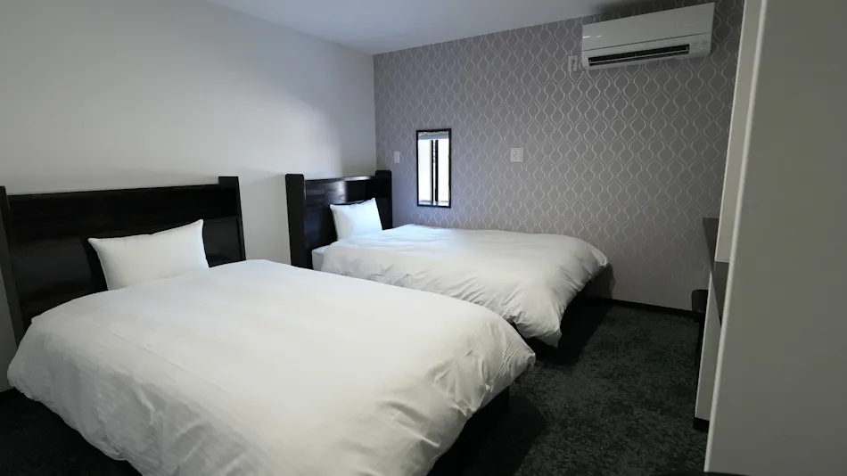 HOTEL ONLY ONE
