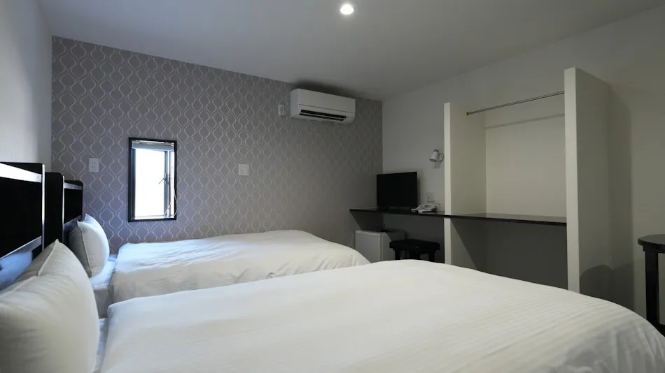 HOTEL ONLY ONE