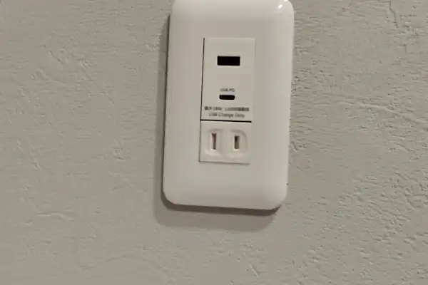 ปลั๊กไฟ USB