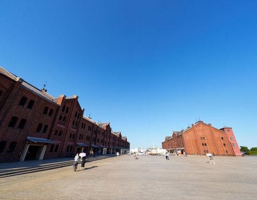 赤レンガ倉庫（1.0km／約15分）