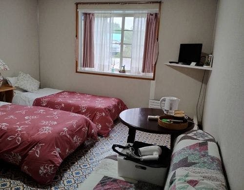 【禁煙】洋室ツイン／洗面化粧台・トイレ付