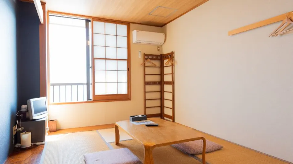 Live Fish Accommodation Asashio