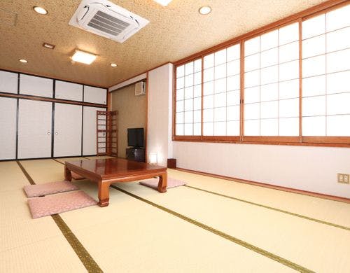 【客室】グループ向け和室 *