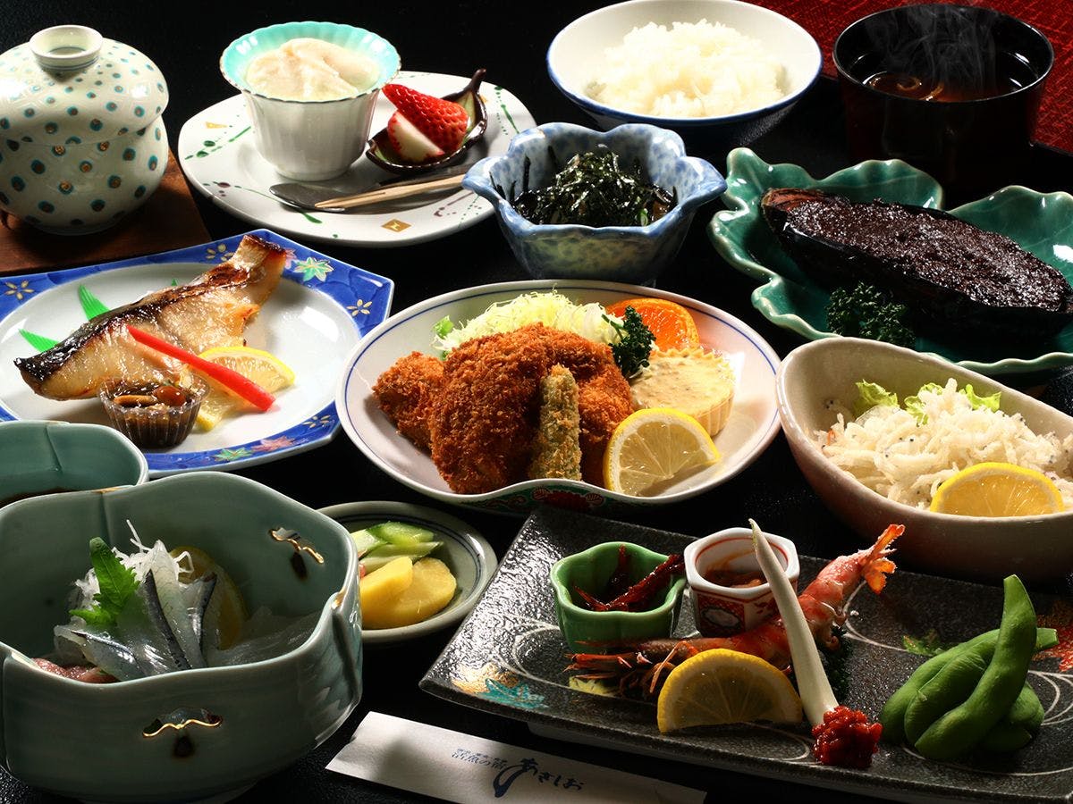 Live Fish Accommodation Asashio