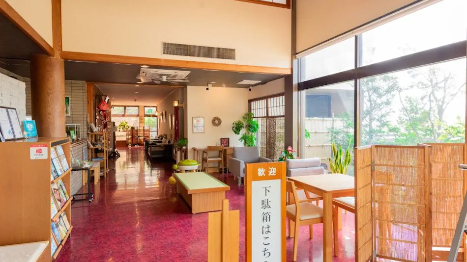 Live Fish Accommodation Asashio