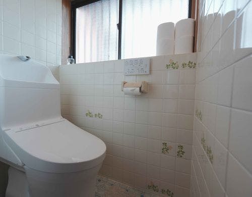 ウォシュレット付きトイレ