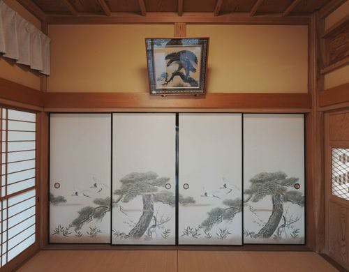 古き良き日本の情緒漂う和の間