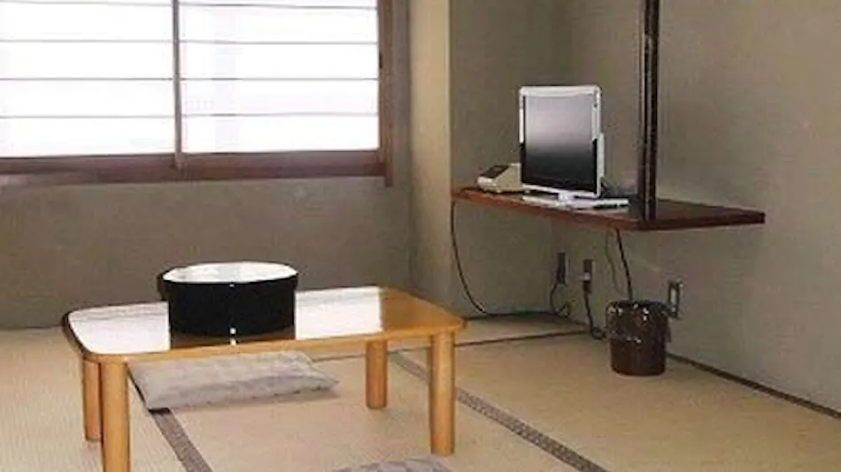 Kawaguchiko Station Inn