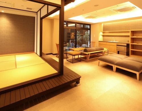 ラウンジ／Lounge