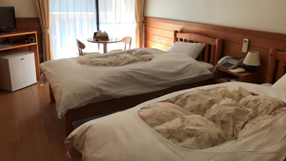 ห้องพักเตียงคู่สไตล์ตะวันตก