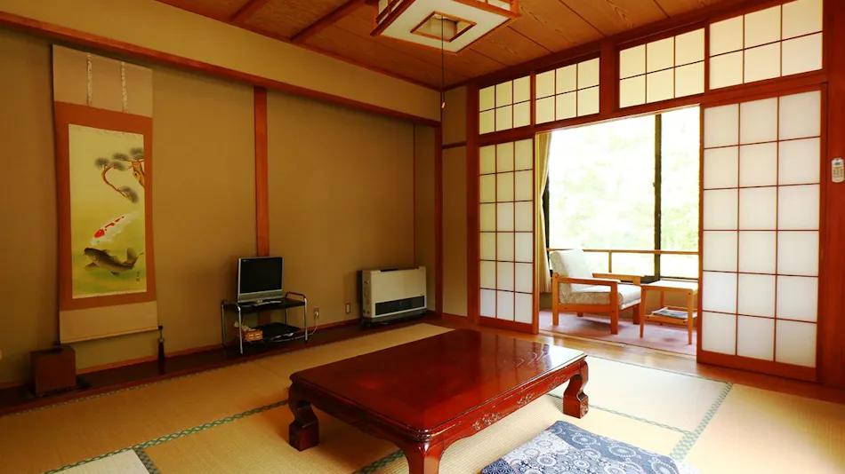 Junikkan Shinkan