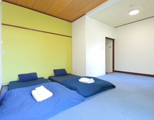 【Aina】＜3名部屋＞バス・トイレ・洗面付