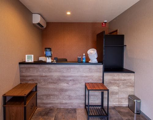 フロント（受付）