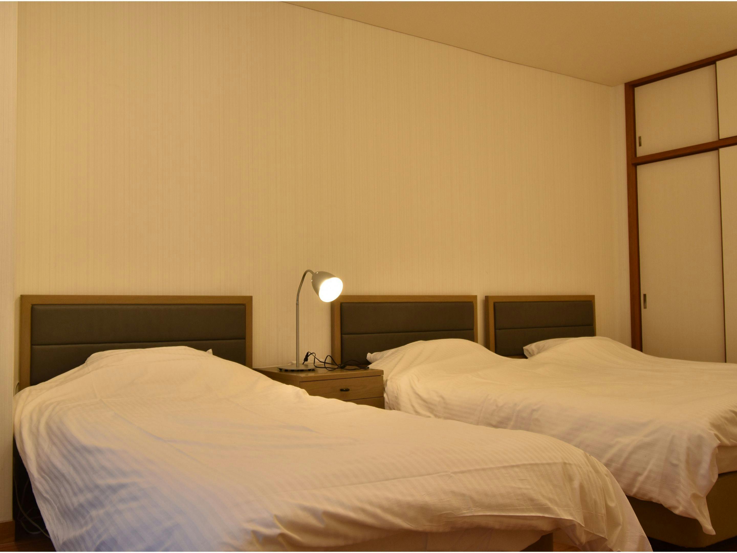 Shopping Street HOTELS EITA