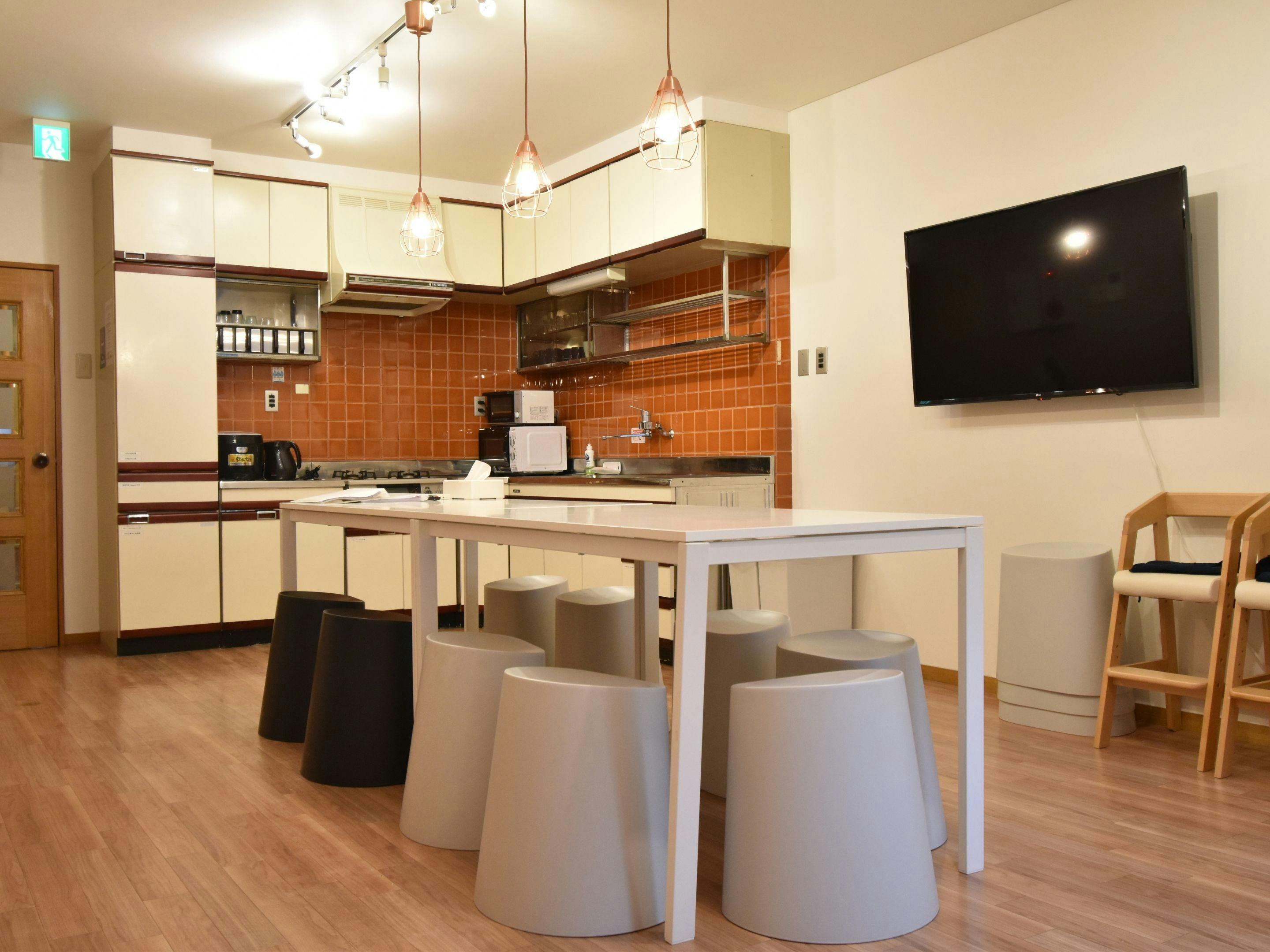 Shopping Street HOTELS EITA