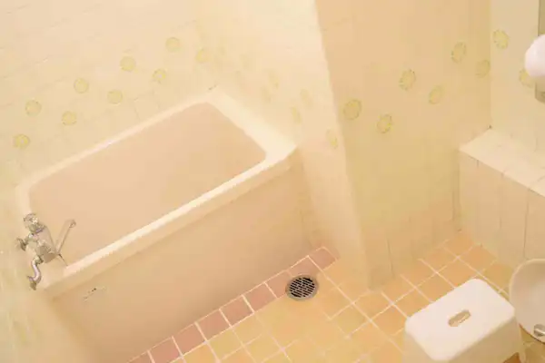 อ่างอาบน้ำ