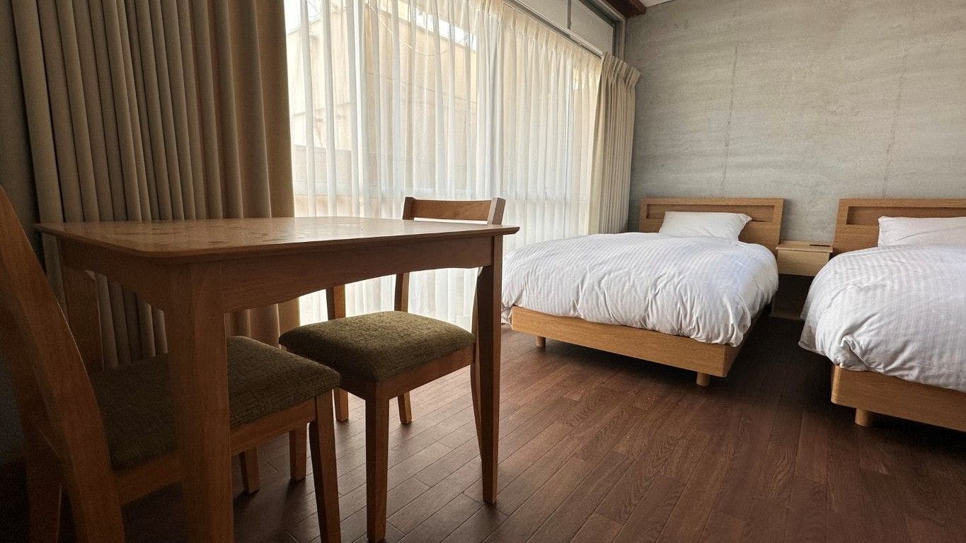 TRAVEL & BOOK HOTEL HULATON CABIN TAKAMATSU