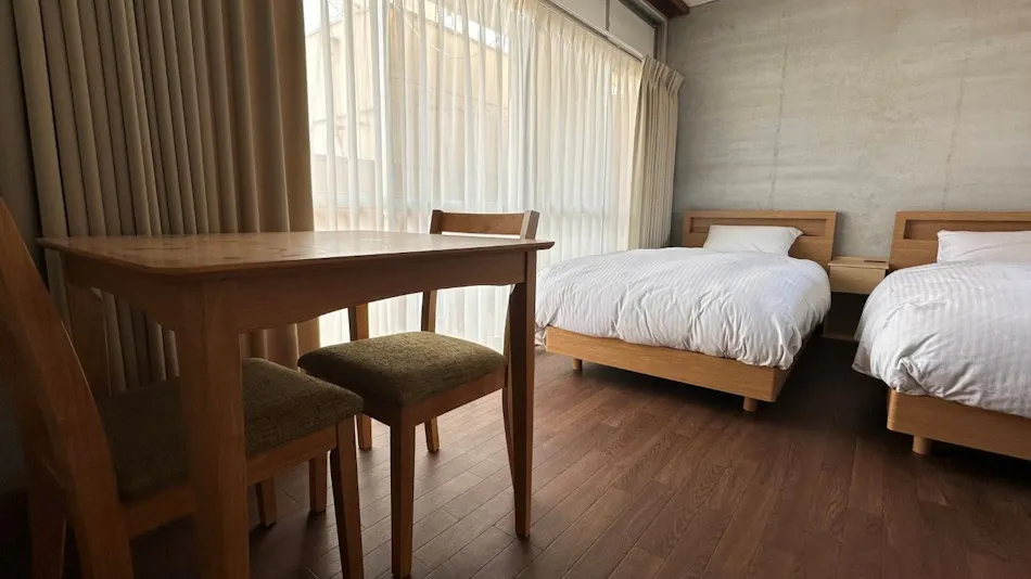 TRAVEL & BOOK HOTEL HULATON CABIN TAKAMATSU