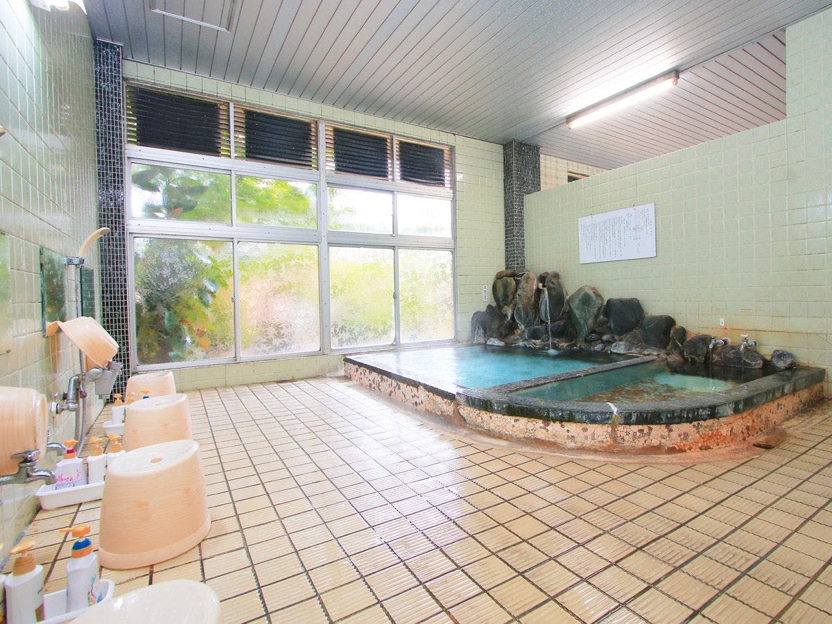 น้ำพุร้อน_สำหรับผู้ชาย