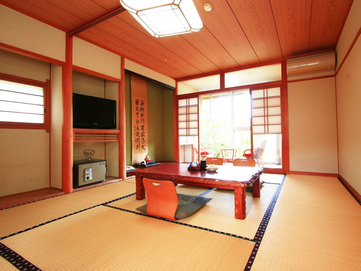 Traveler's Accommodation Tokyo House