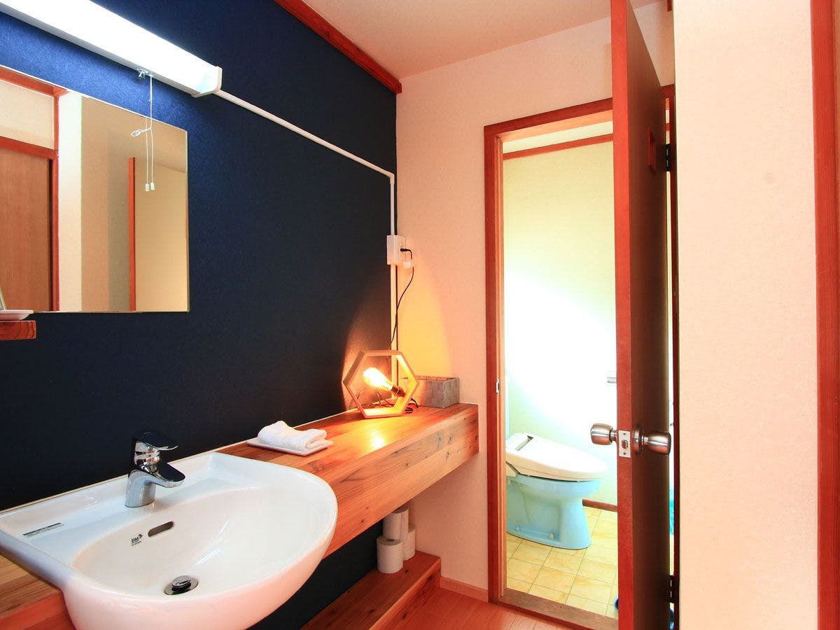 Traveler's Accommodation Tokyo House