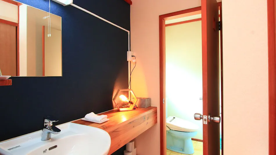 Traveler's Accommodation Tokyo House