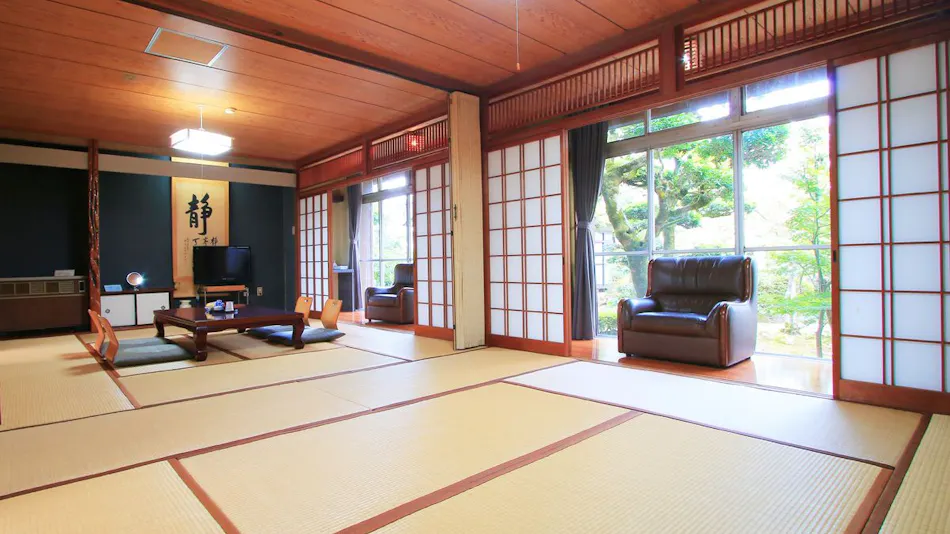 Traveler's Accommodation Tokyo House