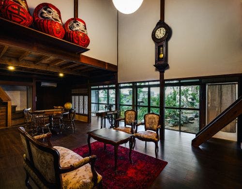 広々した1階のリビングスペース